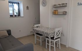 Apartma Ela